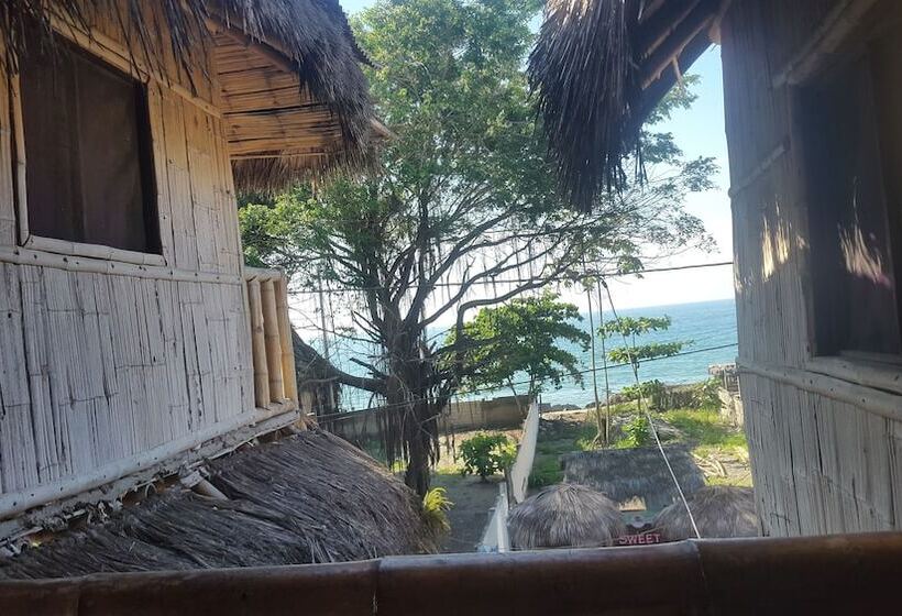 La Facha Hostel Restaurant Surf