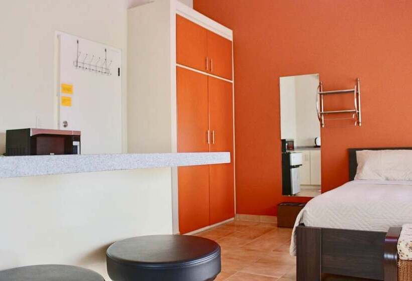 پانسیون Eve's Residence