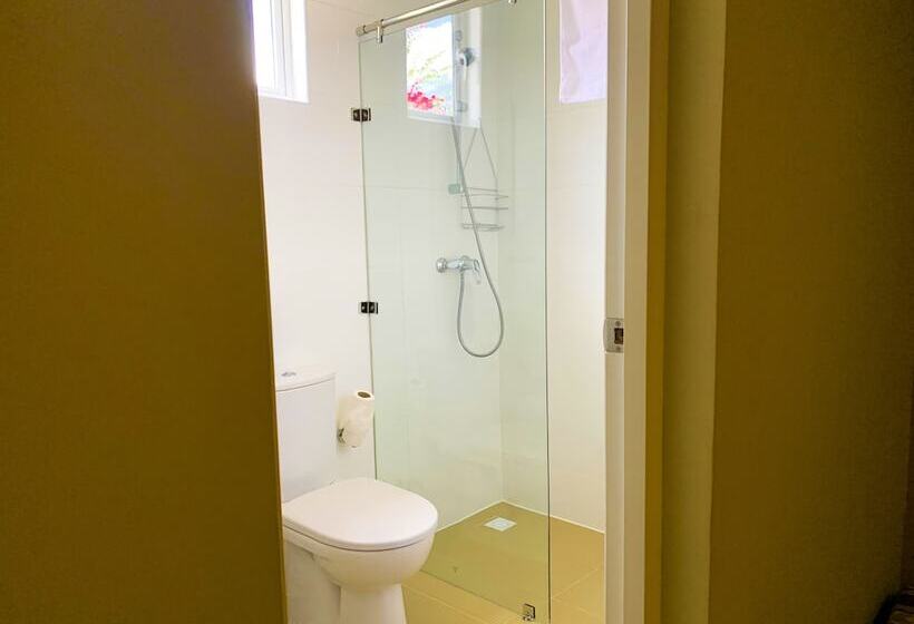 پانسیون Eve's Residence