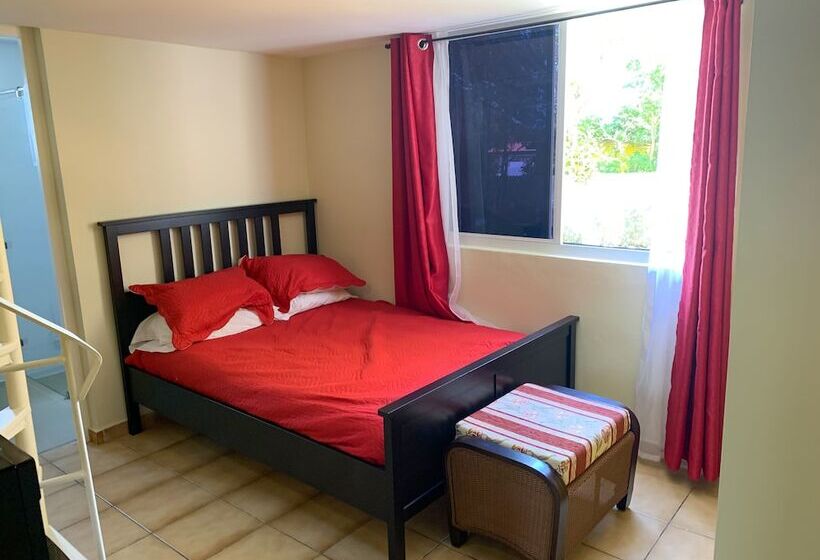 پانسیون Eve's Residence