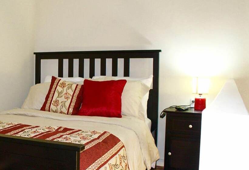 پانسیون Eve's Residence