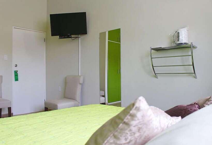 پانسیون Eve's Residence