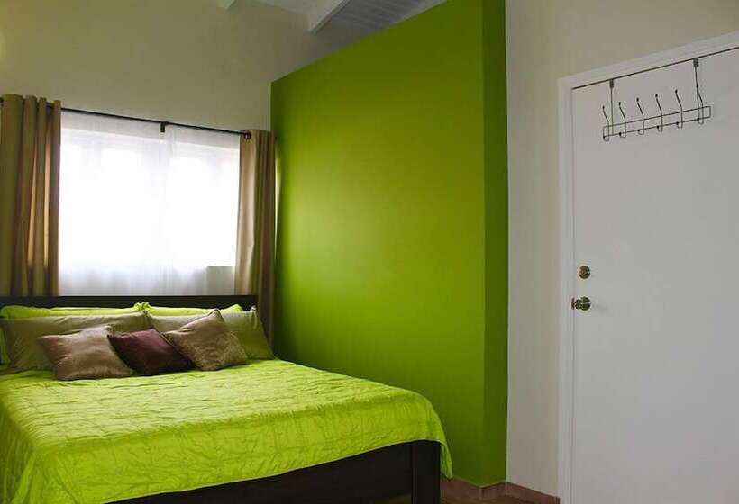 پانسیون Eve's Residence