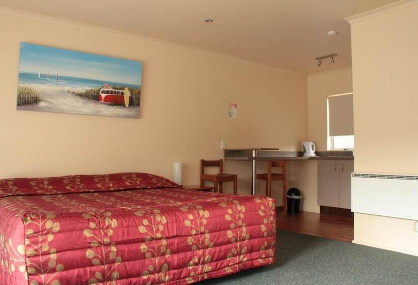 Heritage Court Motel