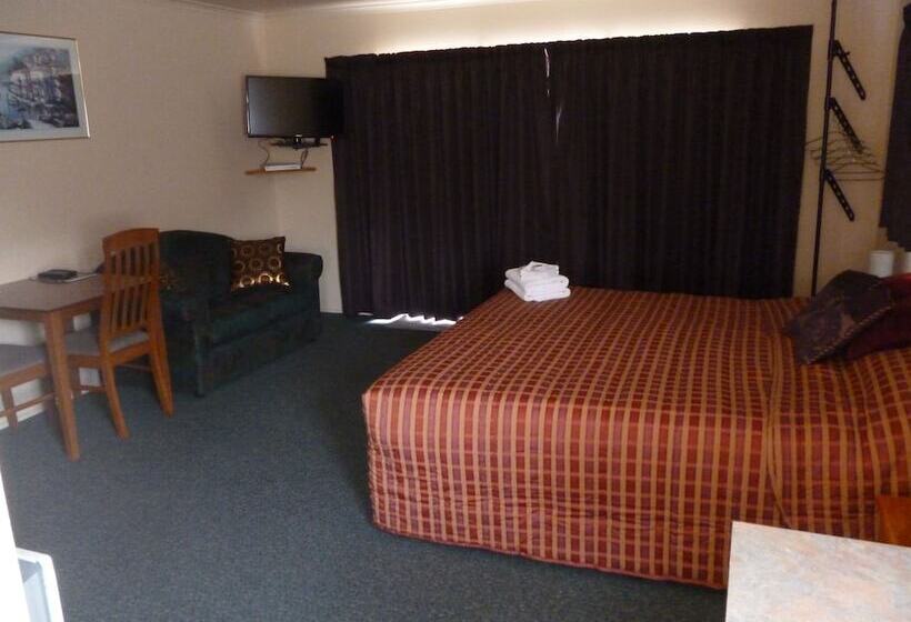 Heritage Court Motel