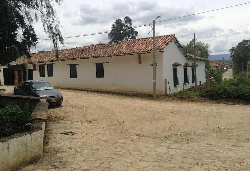 مسافرخانه Die Sonne Hospedería