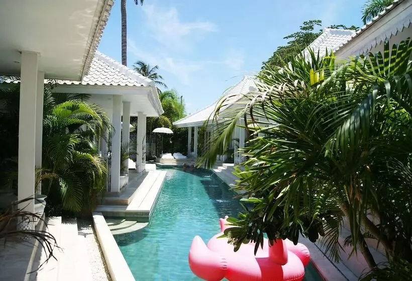 ホテル Harmony Villas Lombok