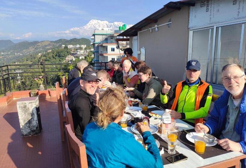 هتل High Ground Inn Sarangkot