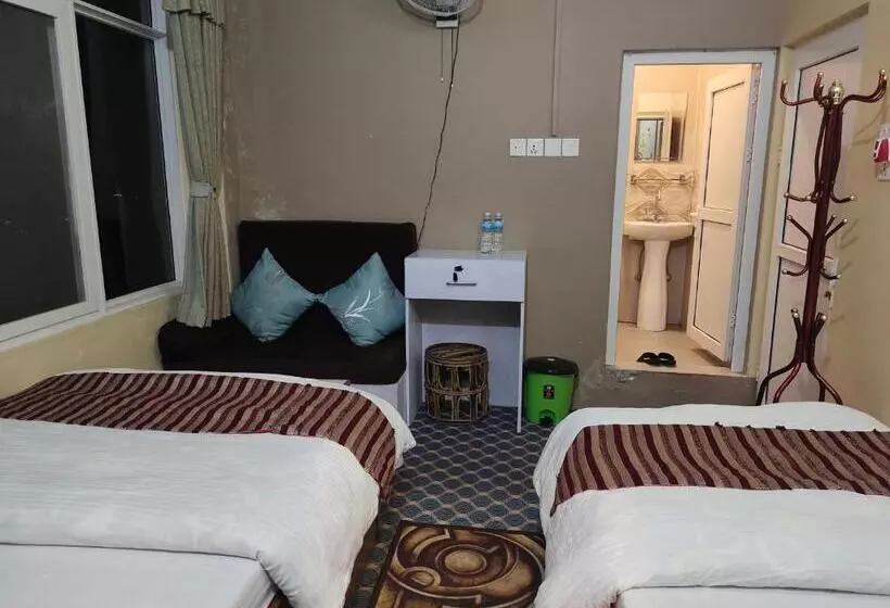 هتل High Ground Inn Sarangkot