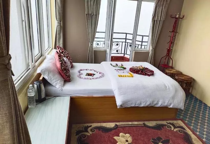 هتل High Ground Inn Sarangkot