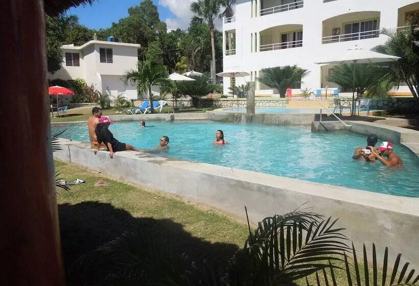 ホテル Kabic Beach Club