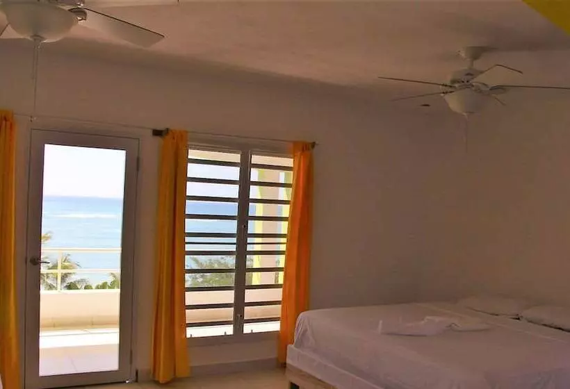 ホテル Kabic Beach Club