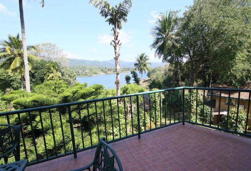 Hôtel Oruthota Chalets