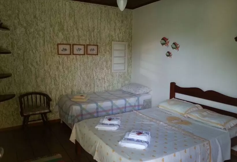 Itaúna Hostel