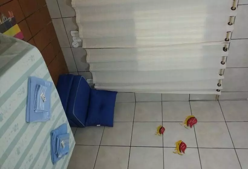 Itaúna Hostel
