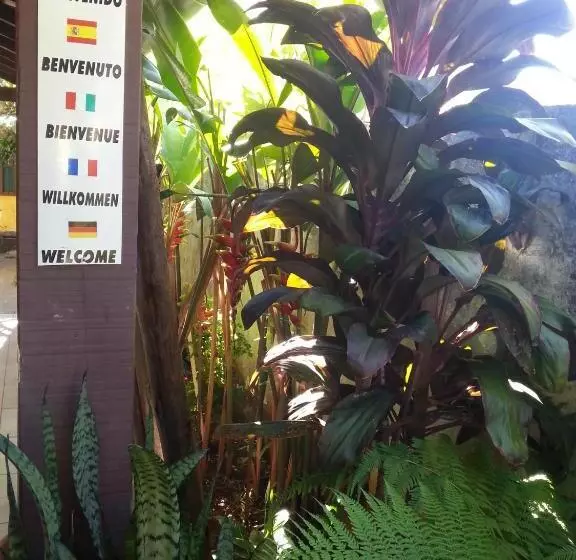 Itaúna Hostel