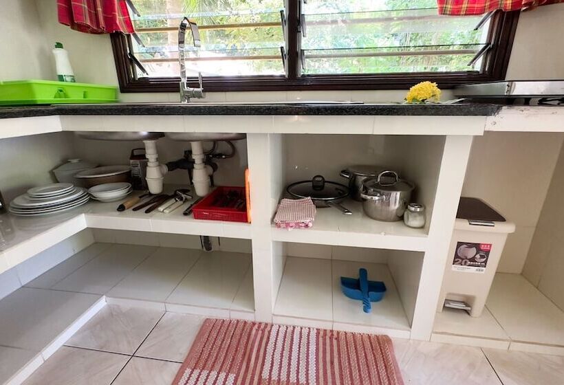 پانسیون Cocotier Du Rocher