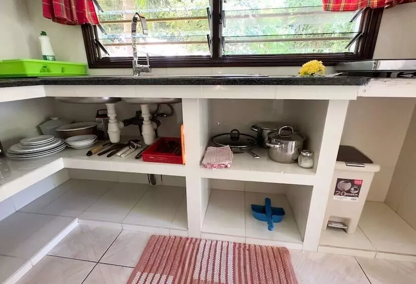 پانسیون Cocotier Du Rocher