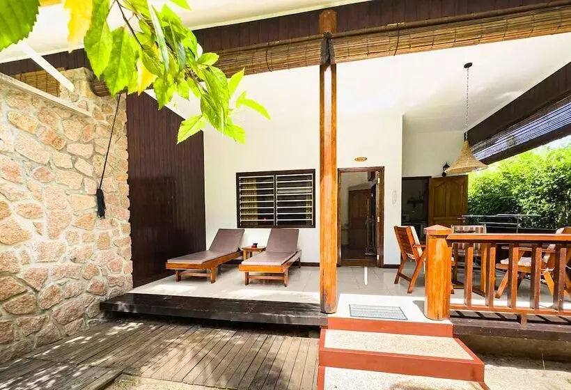 پانسیون Cocotier Du Rocher