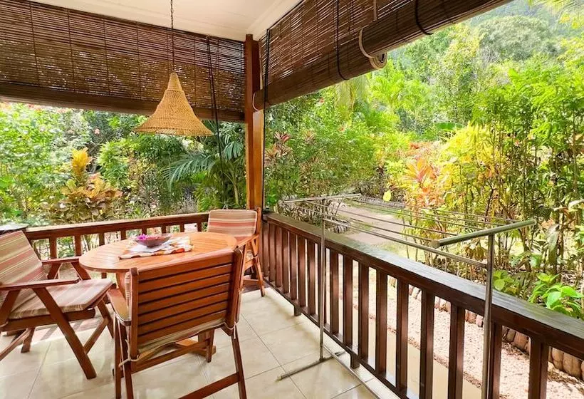 پانسیون Cocotier Du Rocher