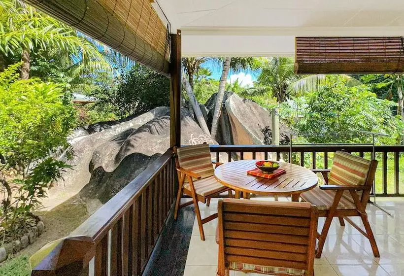 پانسیون Cocotier Du Rocher