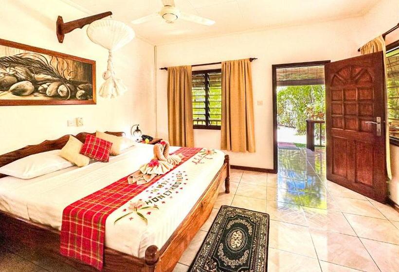 پانسیون Cocotier Du Rocher