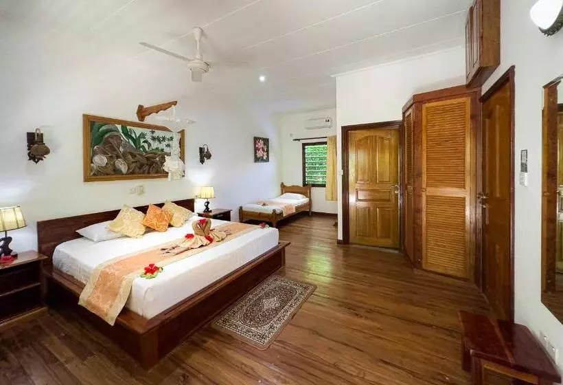 پانسیون Cocotier Du Rocher