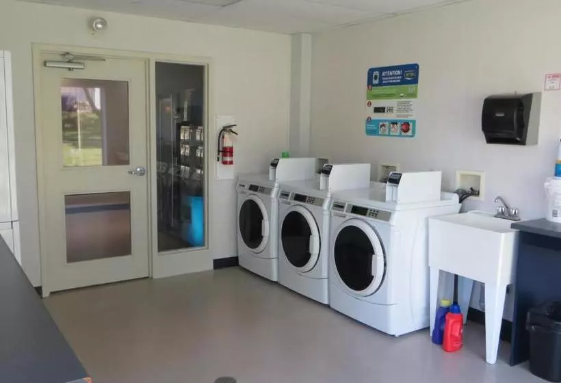 Residence & Conference Centre   Brockville