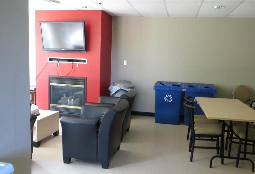 Residence & Conference Centre Brockville