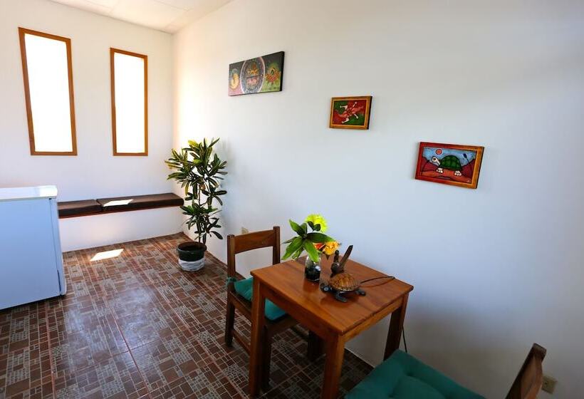 The Galapagos Pearl B&b