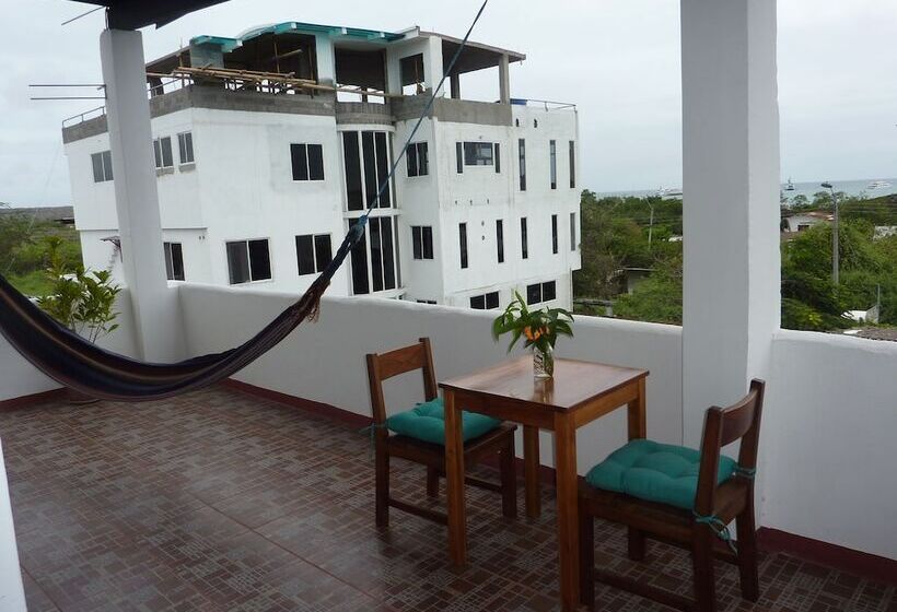 The Galapagos Pearl B&b