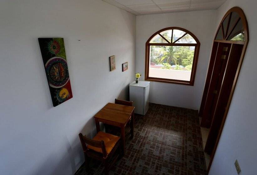 The Galapagos Pearl B&b