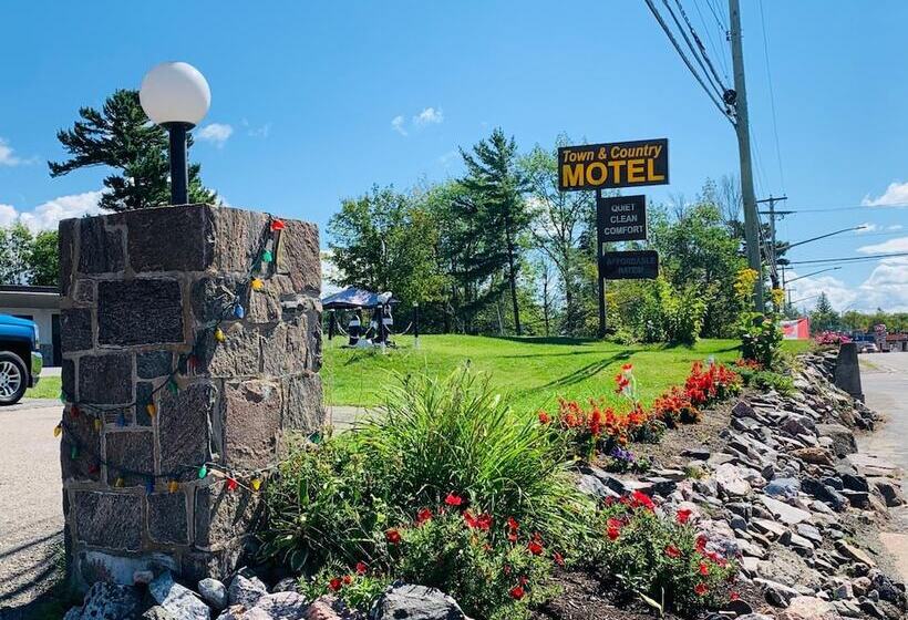 Town & Country Motel