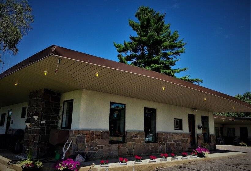 Town & Country Motel