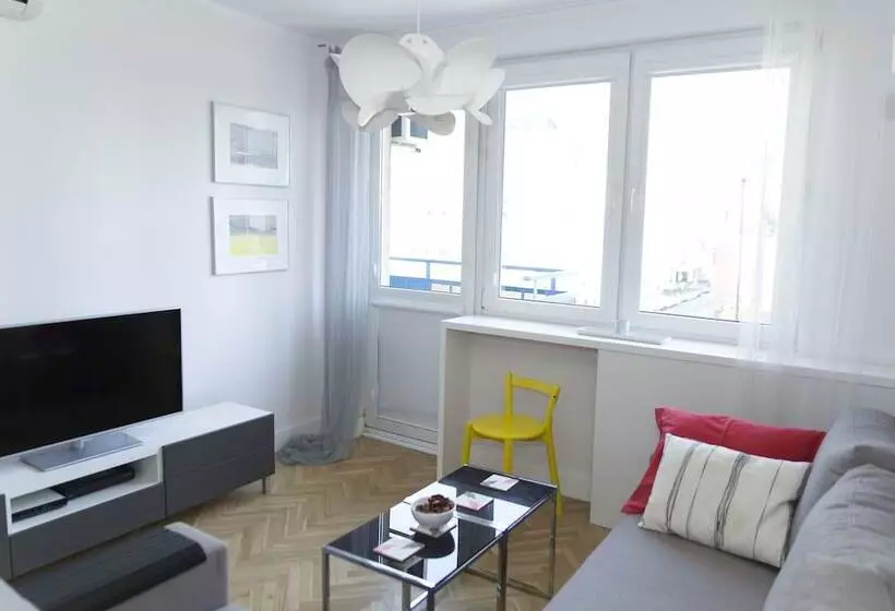 Warsawrent Apartamenty Centralna