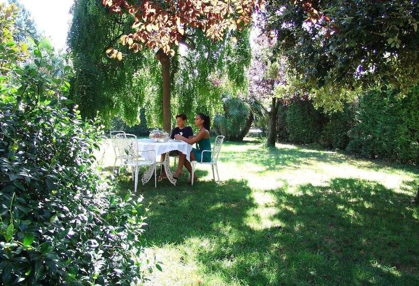 مبيت وإفطار Il Casale