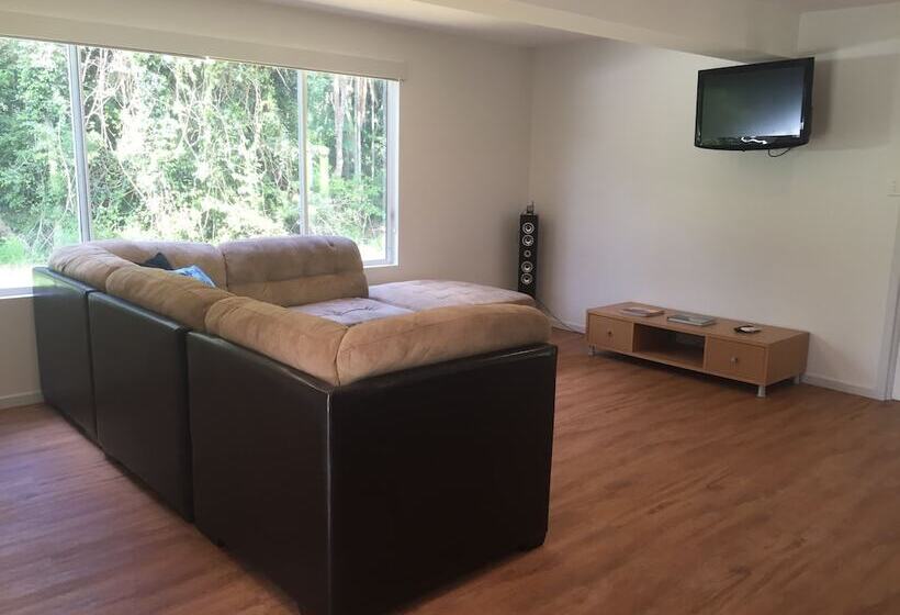 Blackwattle Farm B&b And Farm Stay