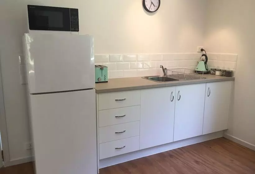 Blackwattle Farm B&b And Farm Stay