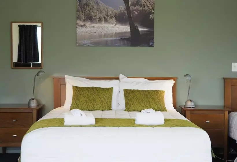 Haast River Motels & Holiday Park