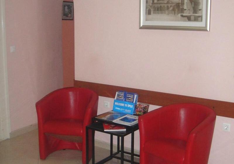 פנסיון B&b Central Palace Heritage