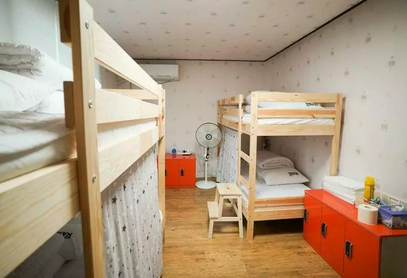 Retkeilymaja Suncheon Namu Guesthouse