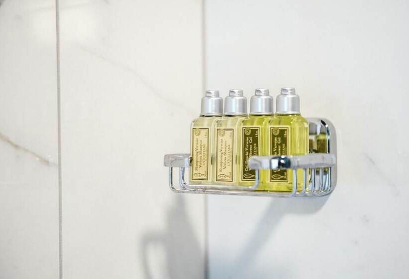 住宿加早餐  Riva Palace   Design Rooms