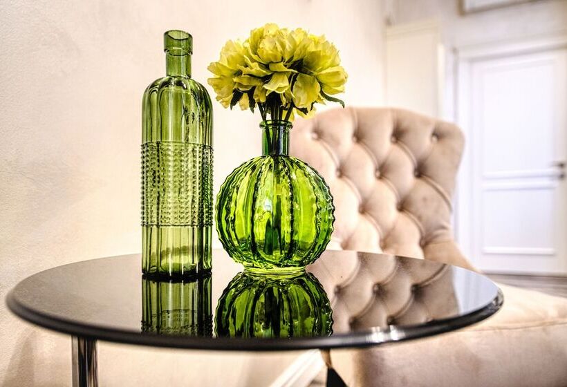 住宿加早餐  Riva Palace   Design Rooms