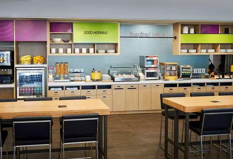 Hotelli Home2 Suites By Hilton Brantford