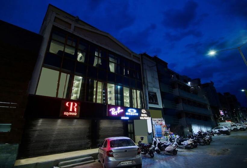 Itsy Hotels Solitaire