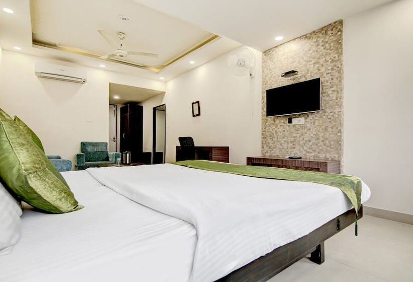 Itsy Hotels Solitaire