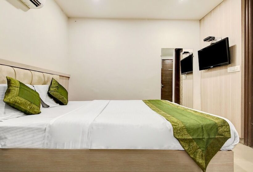 Itsy Hotels Solitaire