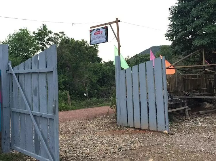 Hotelli King S Lodging House And Restaurant