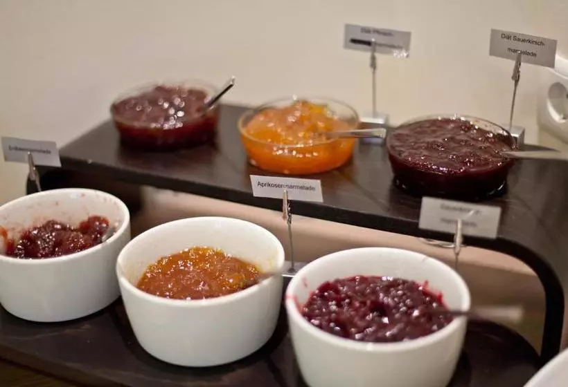 Garner Hotel Hamburg Nord, An Ihg