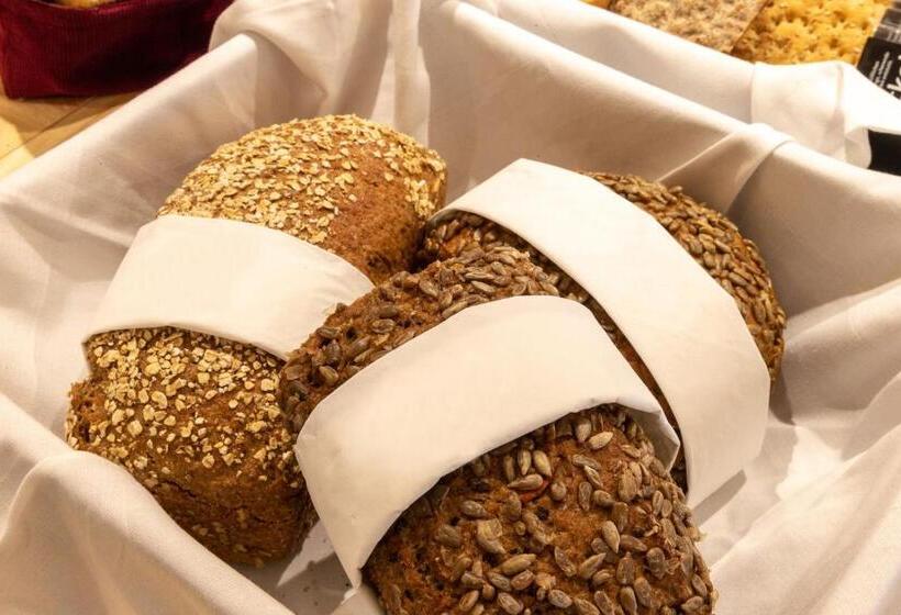 Garner Hotel Hamburg Nord, An Ihg